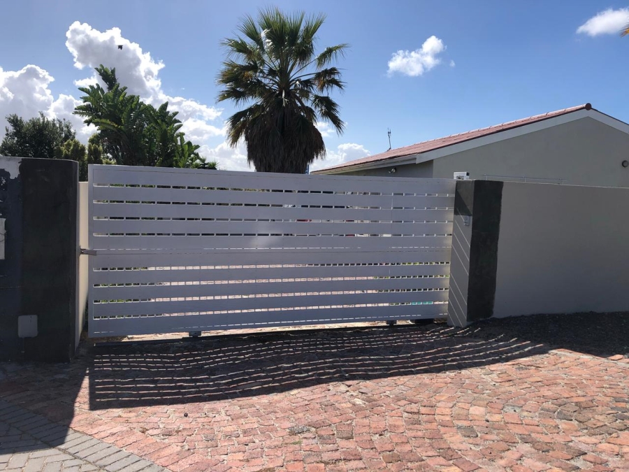 3 Bedroom Property for Sale in Melkbosstrand Central Western Cape